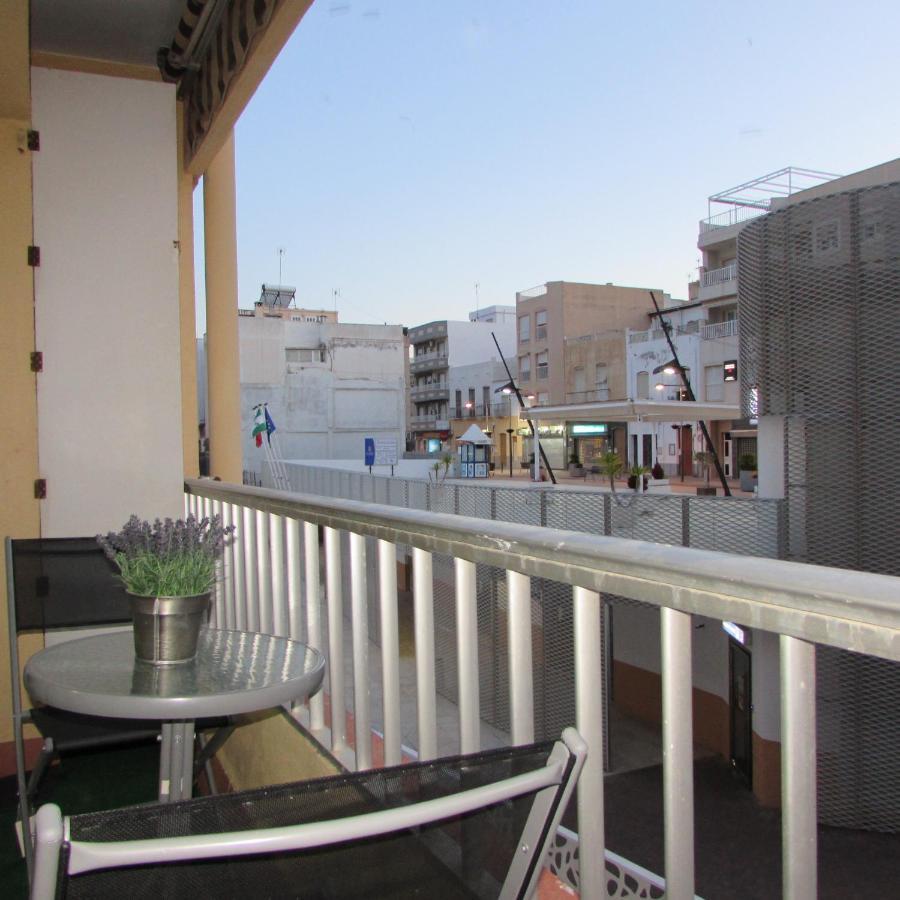 Appartement And *